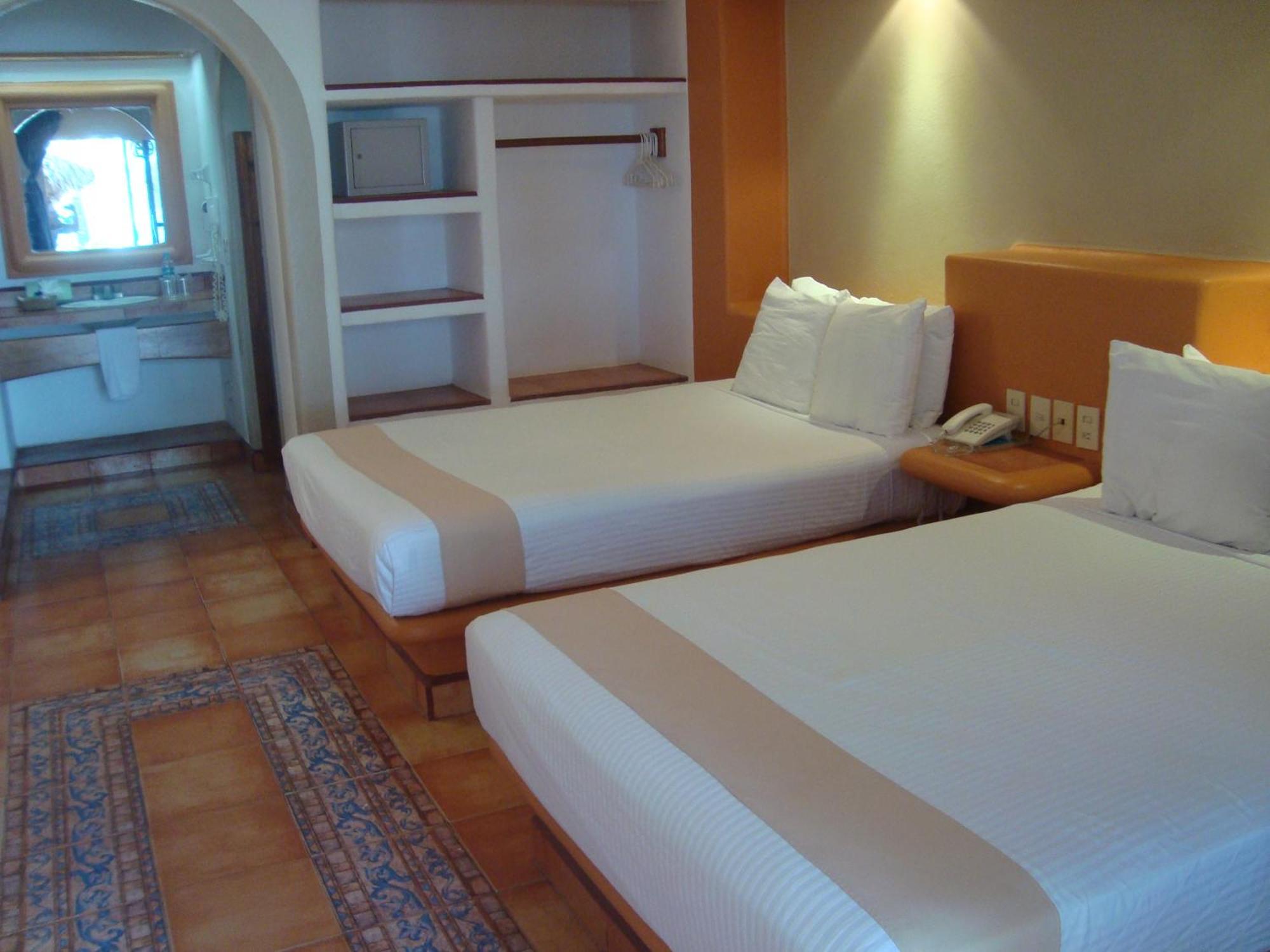Hotel Villa Mexicana Zihuatanejo Kültér fotó